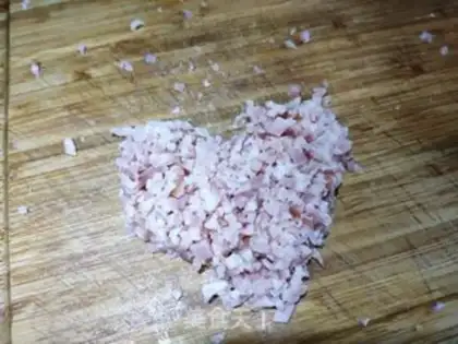 Make Lace cheese and potatoes step 1