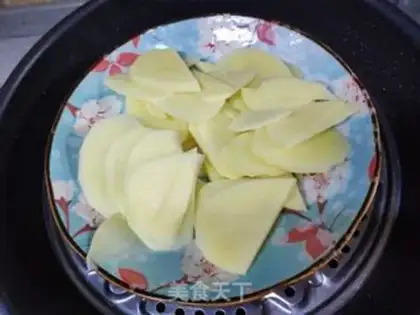 Make Lace cheese and potatoes step 3