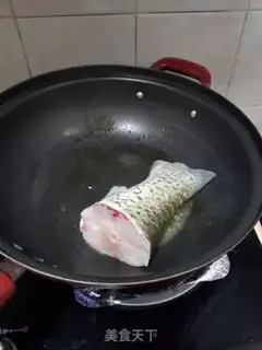 Make Fishtail tofu soup step 1
