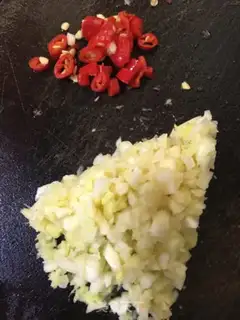 Make Garlic fish step 1