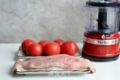 Make Tomato fishball soup step 0
