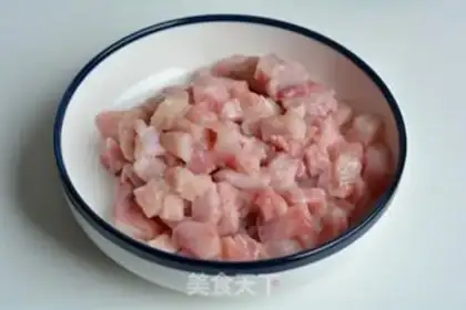 Make Tomato fishball soup step 1
