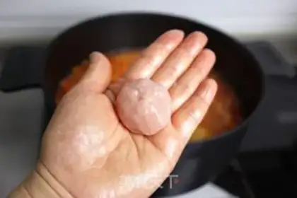 Make Tomato fishball soup step 8