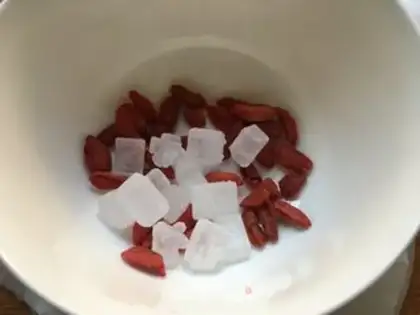Make Silver Ear Lotus soup step 6