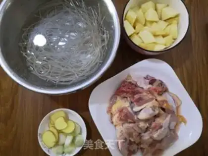 Make Chicken potato stew step 1
