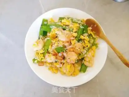 Make Shrimp fried taro rice step 7