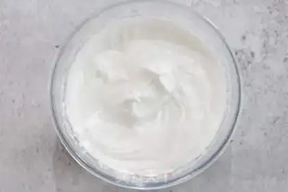 Make Yogurt cake step 3