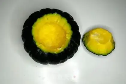 Make Red-tree pumpkin step 1