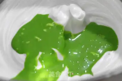 Make Spinach soya step 2