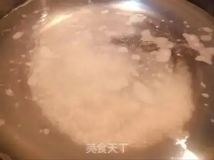 Make Pighead spinach congee step 1