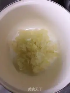 Make The silver ear soup step 1