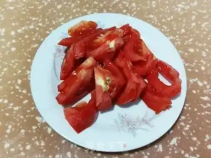 Make Tomato noodle soup step 1