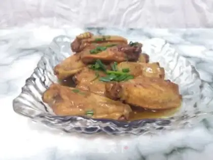 Make A greasy chicken with wings step 5