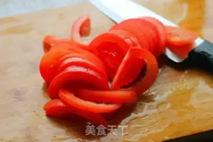 Make Eggs for noodles step 1