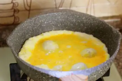Make Eggs for noodles step 5