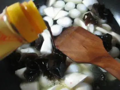 Make Black-mucked quail egg burns white step 5