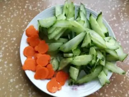 Make The cucumber made black wood step 2