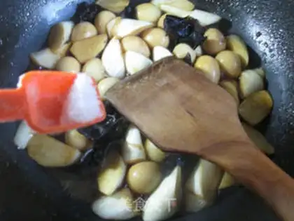 Make Black-mucked quail egg burns white step 9