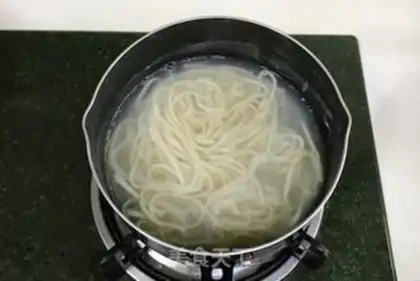 Make Fried noodles step 8