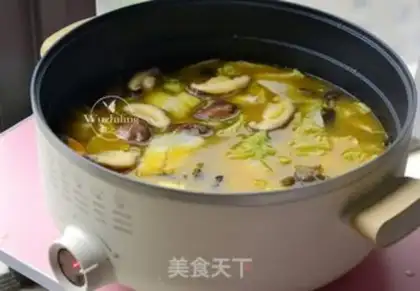 Make Gold soup pan step 5