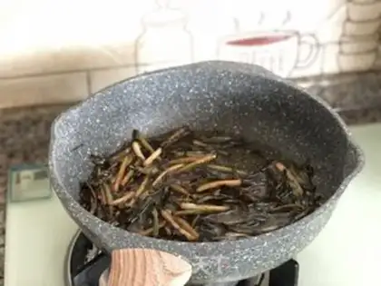 Make Onion noodles step 6