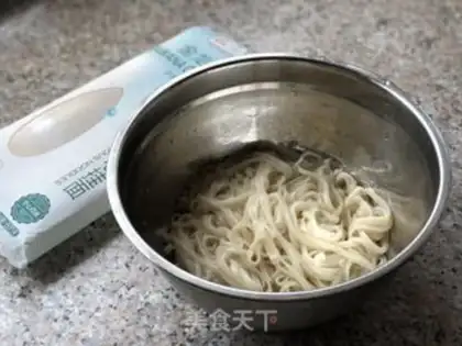 Make Onion noodles step 10