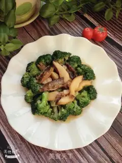 Make Garlic abalone broccoli step 15
