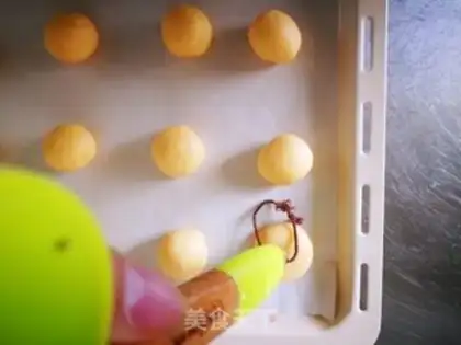 Make Creaming palace peaches step 5