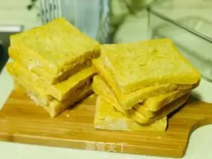 Make Rainbow toast step 2