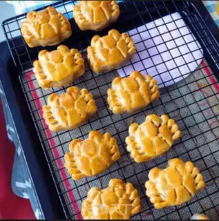 Make Crab Mooncake step 9