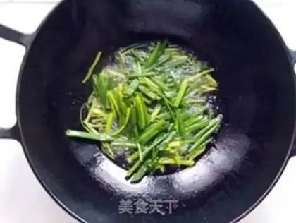 Make Onion noodles step 3