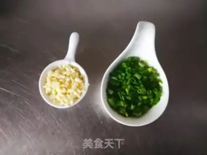 Make Scribble garlic toast step 1