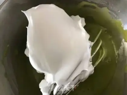 Make A juicy twilight cake step 9