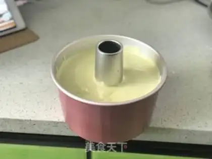 Make A juicy twilight cake step 12