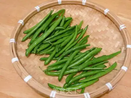 Make Pickle beans step 0