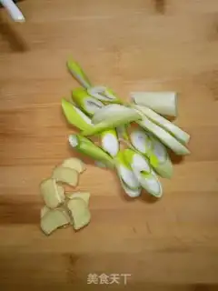 Make Spicy lamb soup step 0