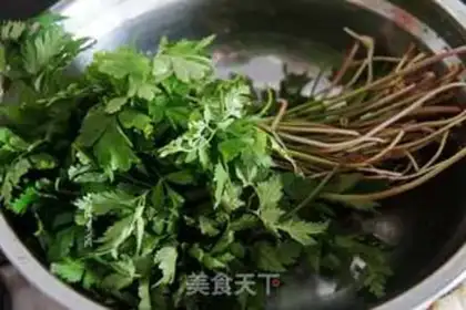 Make Piggy dumplings for the celery step 3