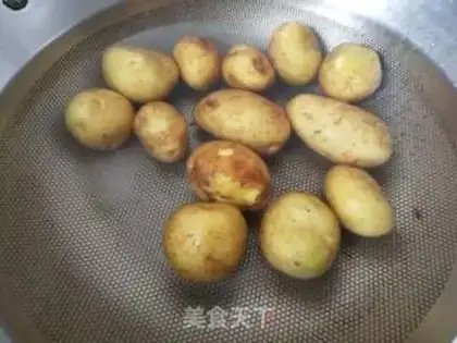 Make Quite a little potato step 0