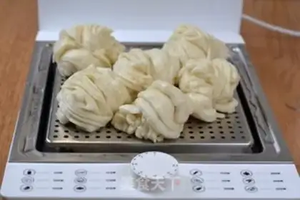 Make A lot of rolls step 13