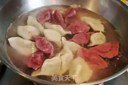 Make Piggy dumplings for the celery step 9