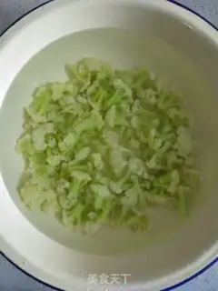 Make The onion fried the omelet step 3
