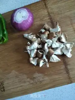 Make The onion fried the omelet step 4