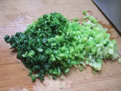 Make Shrimp fragrance, celery bouquets step 5