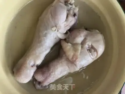 Make Lemon hand tore a chicken leg step 3