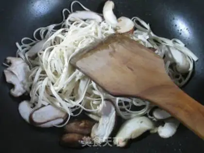 Make Foul egg noodles step 3