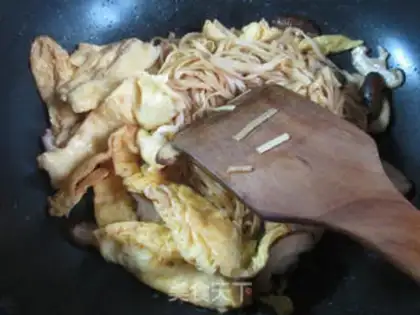 Make Foul egg noodles step 8