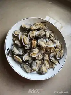 Make Spicy clams step 0