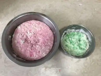 Make Rose rolls step 0