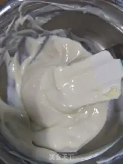 Make Cherry yogurt cake step 6