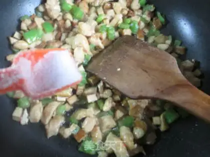 Make Pyramid fried chicken chest step 8